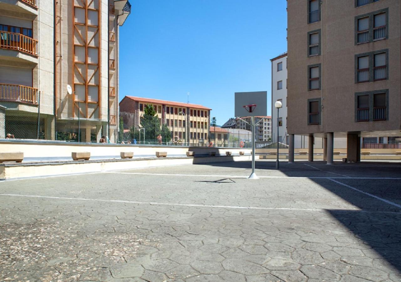 Apartamento Jaca Apartment Exterior foto